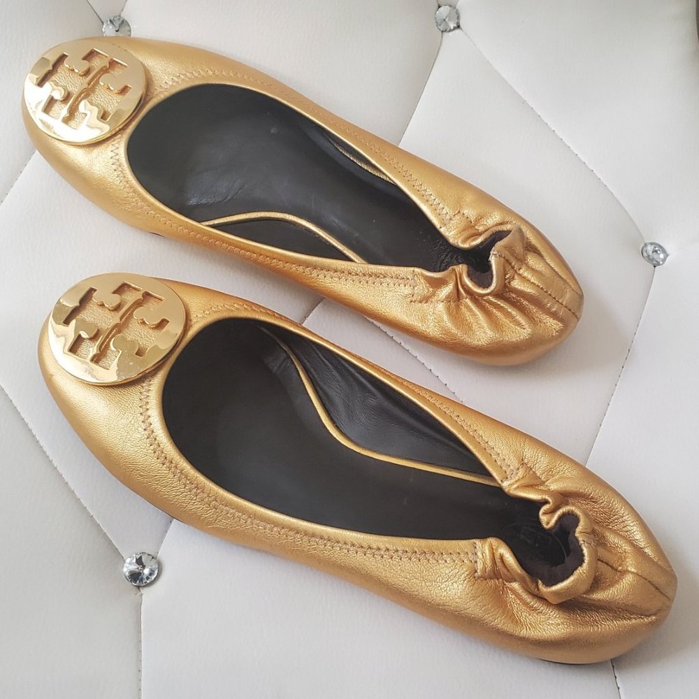 Tory Birch Size 7 Gold Flats - Showroom  condition